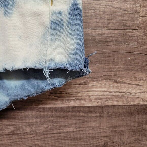 Mossimo High Rise Midi Cut-Off Shorts Size 0 / 25 Womens Denim Jean Bleached - Picture 6 of 10